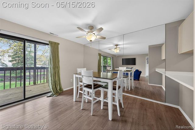 875 S Pontiac Trail B208, Walled Lake, MI 48390
