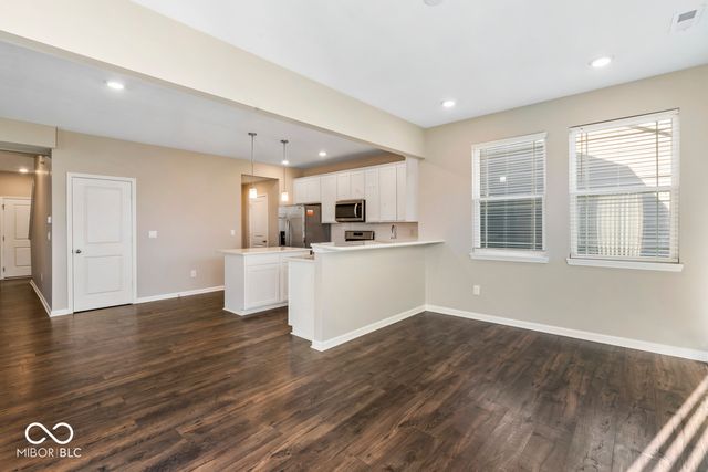 6874 Nottingham Lane, Mccordsville, IN 46055