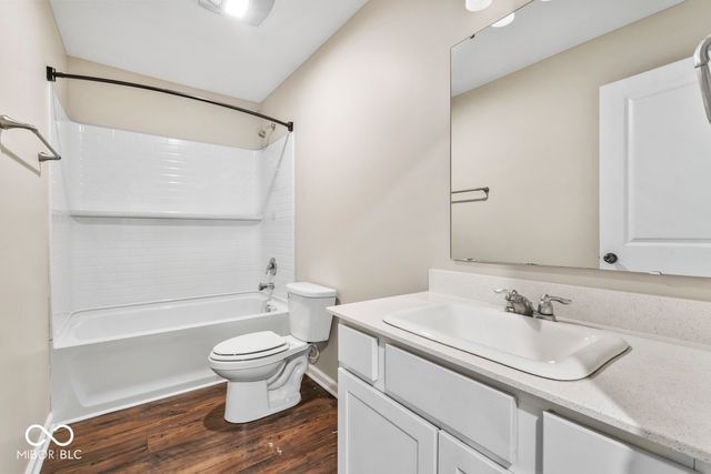 6874 Nottingham Lane, Mccordsville, IN 46055