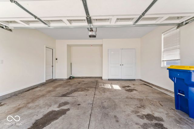 6874 Nottingham Lane, Mccordsville, IN 46055
