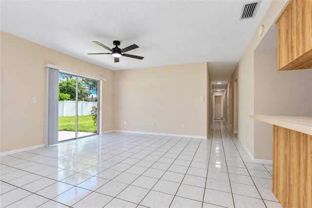 15819 DEEP CREEK LANE, Tampa, FL 33624