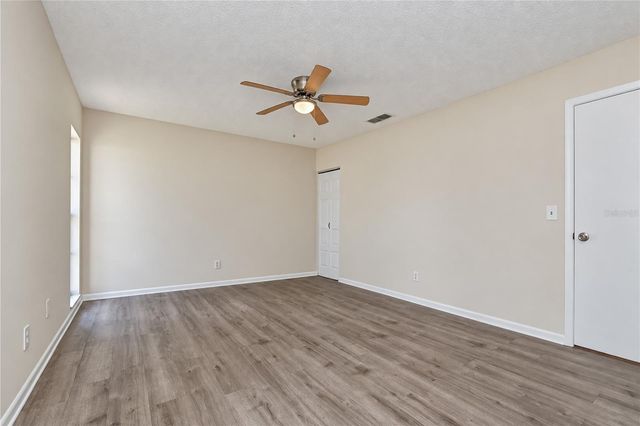 15819 DEEP CREEK LANE, Tampa, FL 33624