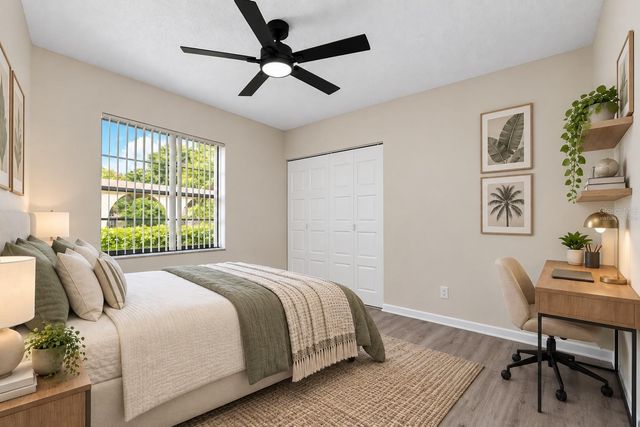 15819 DEEP CREEK LANE, Tampa, FL 33624
