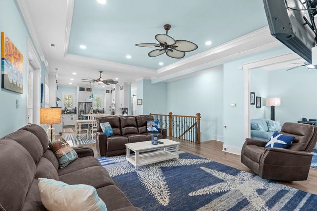 4927 Woodview Ln., Myrtle Beach, SC 29575