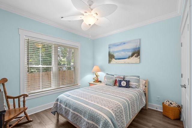 4927 Woodview Ln., Myrtle Beach, SC 29575