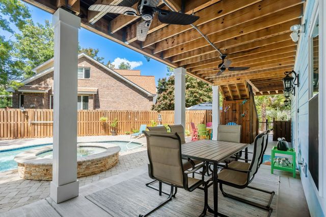 4927 Woodview Ln., Myrtle Beach, SC 29575