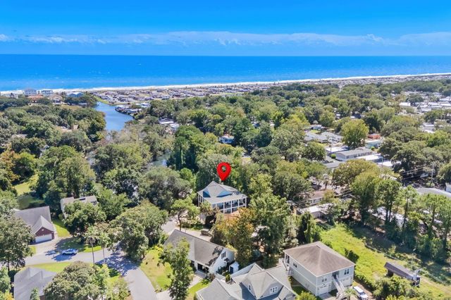 4927 Woodview Ln., Myrtle Beach, SC 29575