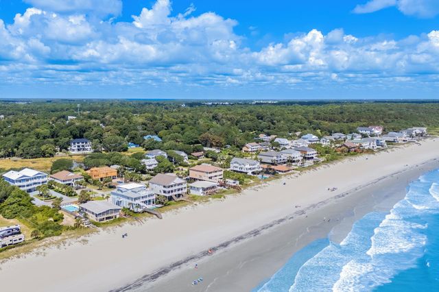 4927 Woodview Ln., Myrtle Beach, SC 29575