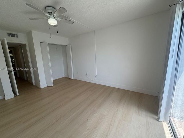 4122 SW 61st Ave 8, Davie, FL 33314