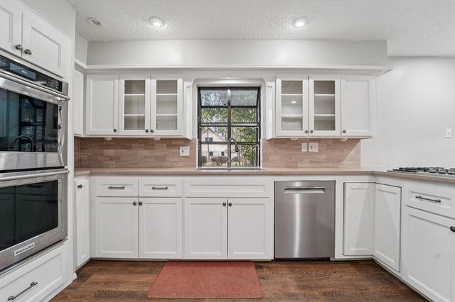 11703 Pebbleton Drive, Houston, TX 77070