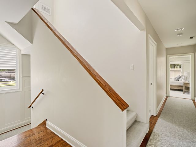 303 Park Avenue, Clarendon Hills, IL 60514