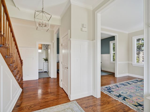 303 Park Avenue, Clarendon Hills, IL 60514