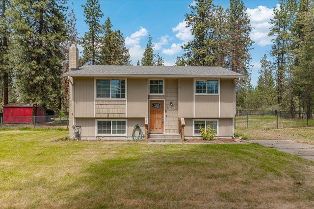 11296 W Sagewood Rd, Nine Mile Falls, WA 99026