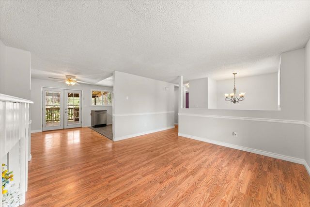 11296 W Sagewood Rd, Nine Mile Falls, WA 99026