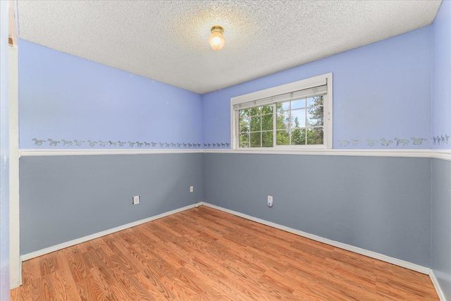 11296 W Sagewood Rd, Nine Mile Falls, WA 99026