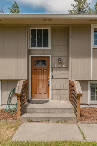 11296 W Sagewood Rd, Nine Mile Falls, WA 99026