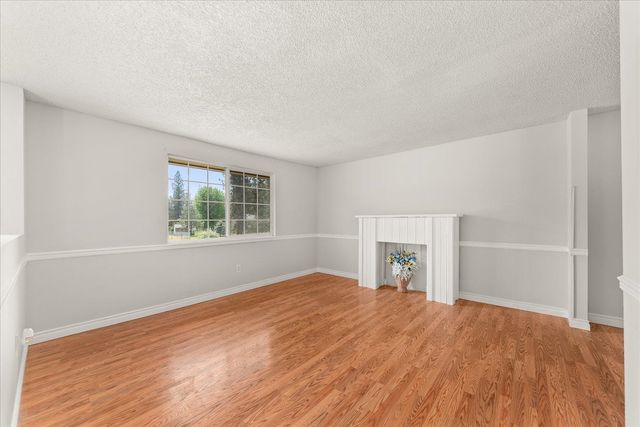 11296 W Sagewood Rd, Nine Mile Falls, WA 99026