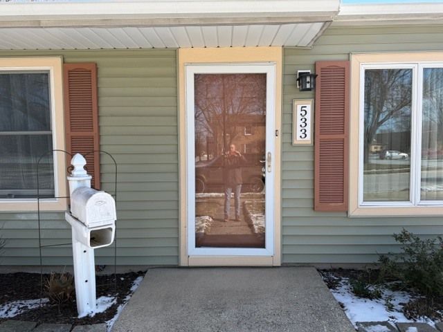 533 Glen Avenue, Romeoville, IL 60446