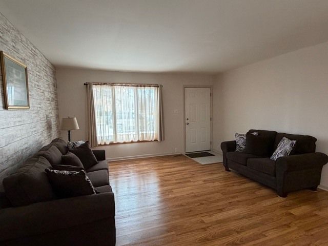 533 Glen Avenue, Romeoville, IL 60446