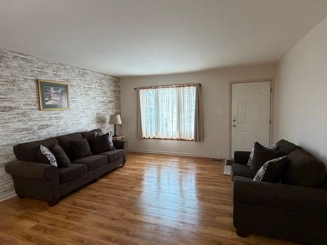 533 Glen Avenue, Romeoville, IL 60446