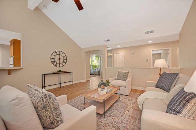 2809 Loon Ct, Cameron Park, CA 95682