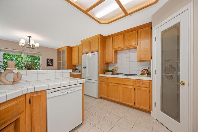 2809 Loon Ct, Cameron Park, CA 95682