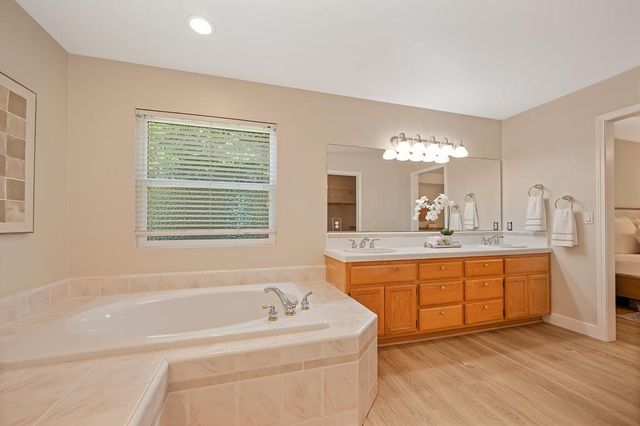 2809 Loon Ct, Cameron Park, CA 95682