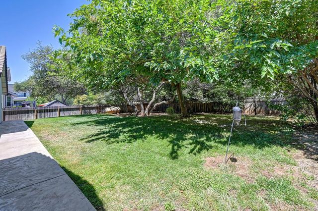 2809 Loon Ct, Cameron Park, CA 95682