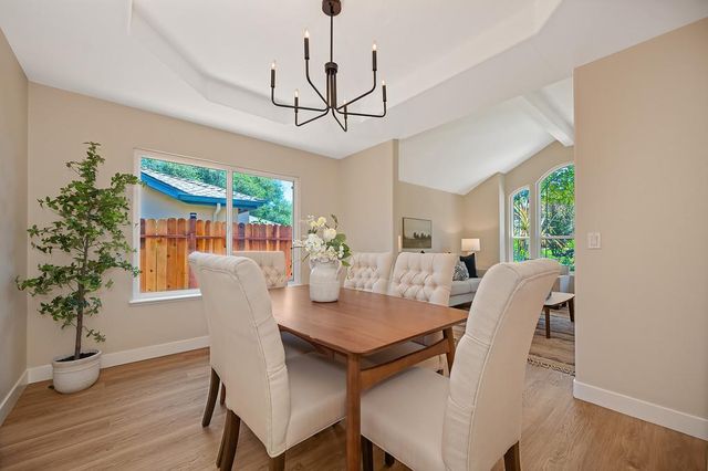 2809 Loon Ct, Cameron Park, CA 95682