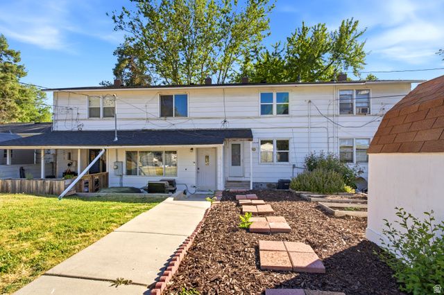 3880 S GRANDVIEW DR, Ogden, UT 84403
