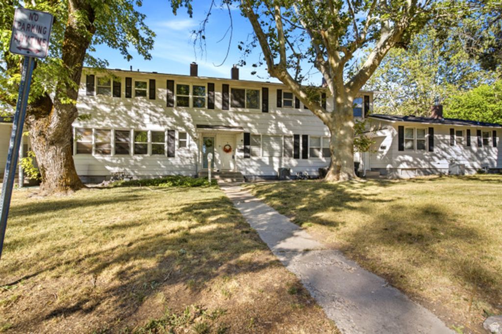 3880 S GRANDVIEW DR, Ogden, UT 84403