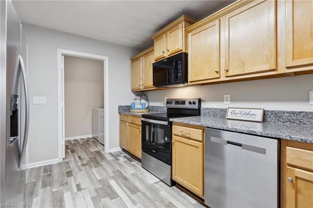 5228 Moreland ST, Suffolk, VA 23435