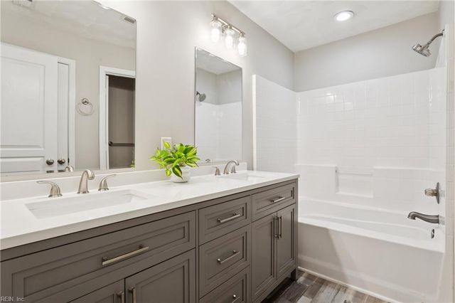 5228 Moreland ST, Suffolk, VA 23435