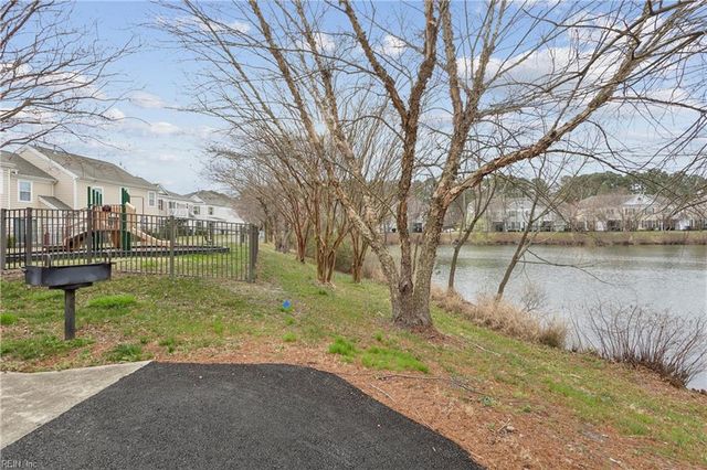 5228 Moreland ST, Suffolk, VA 23435