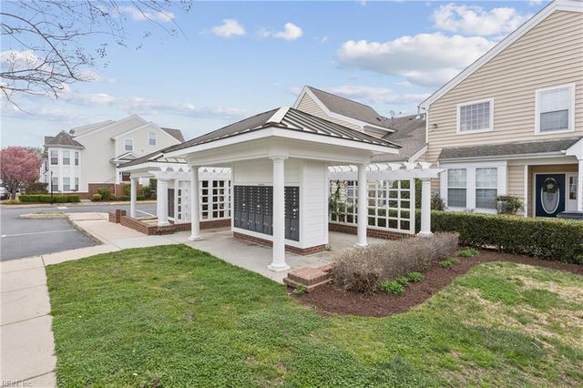 5228 Moreland ST, Suffolk, VA 23435