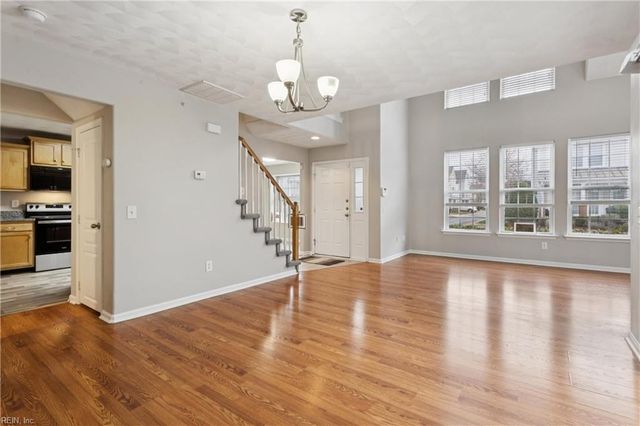 5228 Moreland ST, Suffolk, VA 23435