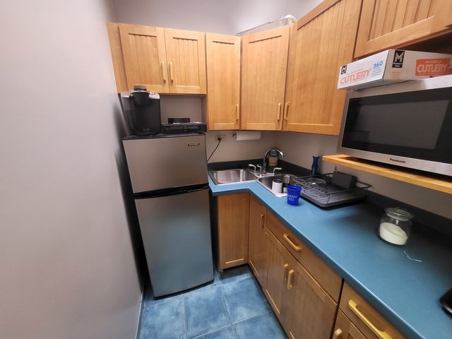 7318 S Cottage Grove Avenue, Chicago, IL 60619