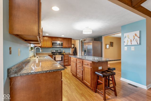 758 Stafford Road, Plainfield, IN 46168