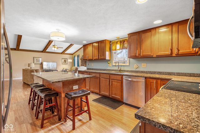 758 Stafford Road, Plainfield, IN 46168