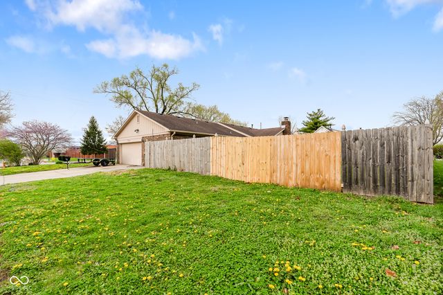 758 Stafford Road, Plainfield, IN 46168