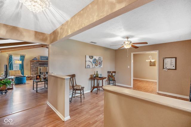 758 Stafford Road, Plainfield, IN 46168