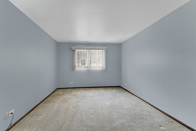 4011 W 97th Street 2N, Oak Lawn, IL 60453