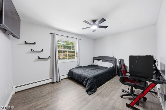 45 Knob Hill Rd, Washington Twp., NJ 07840