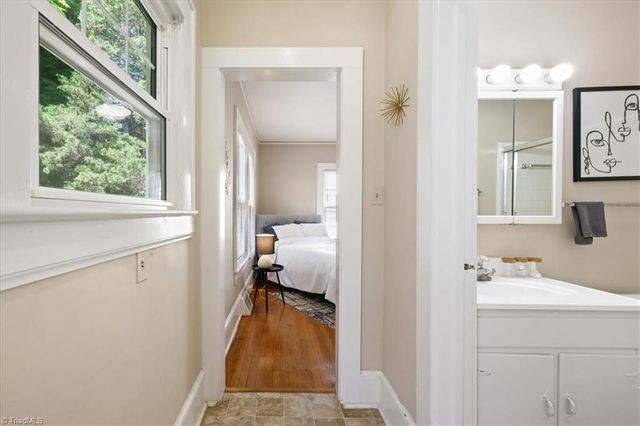 2021 Elizabeth Avenue, Winston-salem, NC 27103
