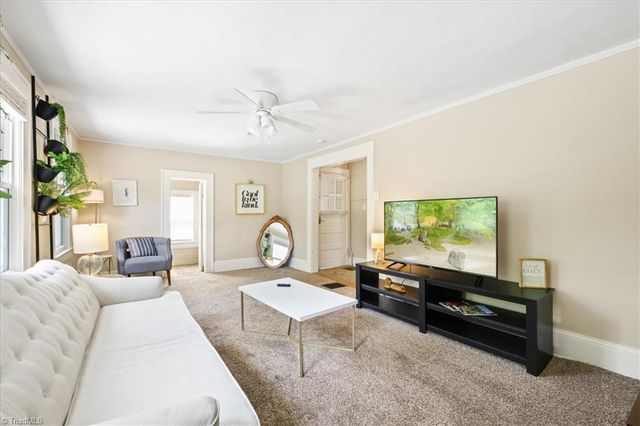 2021 Elizabeth Avenue, Winston-salem, NC 27103