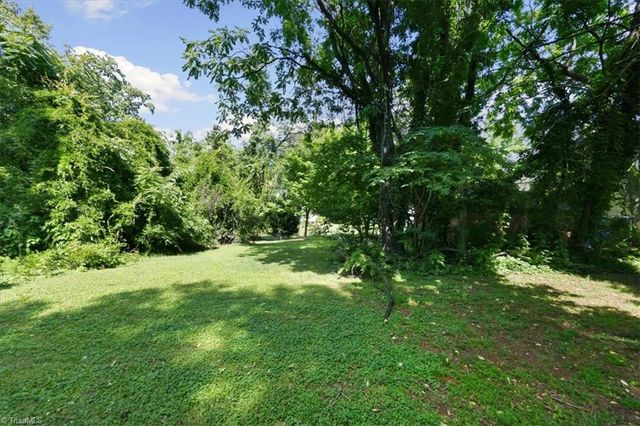 2021 Elizabeth Avenue, Winston-salem, NC 27103