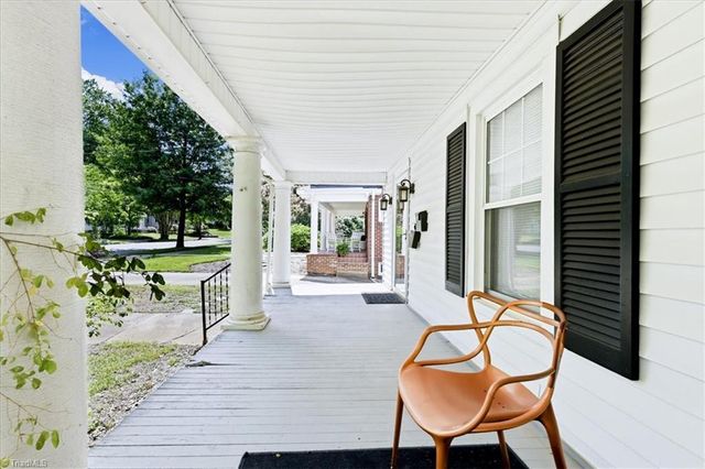 2021 Elizabeth Avenue, Winston-salem, NC 27103