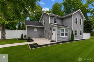 379 Old Georges Road, North Brunswick, NJ 08902