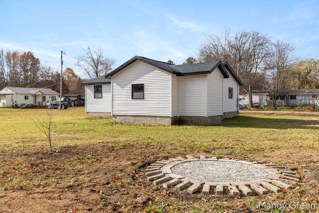 1086 Kathleen Drive, Stanton, MI 48888