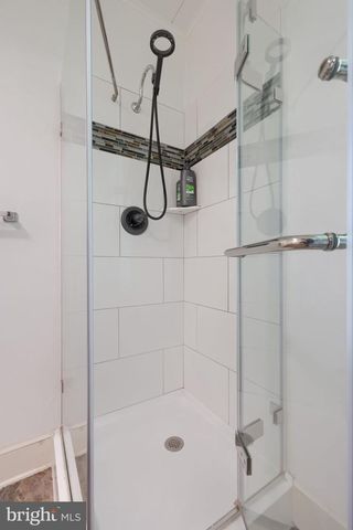 149 W BROAD ST, Salunga, PA 17538